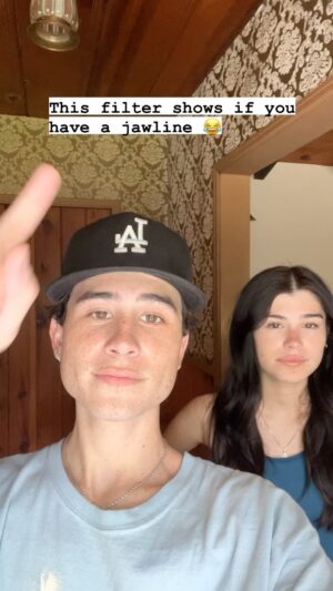 Caden Conrique Instagram - Who has the better jawline 👀
-
Comment down below