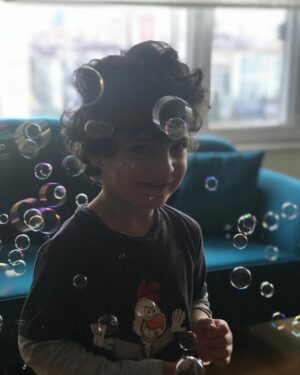 Çağlar Çorumlu Instagram - Mutluluğun,neşen daim olsun,ayağına taş değmesin,yolun, bahtın açık olsun.sağlıklı,huzurlu yıllar canım oğlum🙏😘❤️🌹