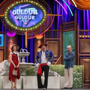 Çağlar Çorumlu Instagram - Bu akşam @showtv de görüşmek üzere @guldurguldur 🕺🏻