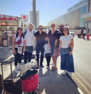 Çağlar Çorumlu Instagram - TiyatrOPS, 17. Kıbrıs Tiyatro Festivali için Lefkoşa’da ... @tiyatrops #yorguncümlelergünlüğü #fotoğrafçektirmeyisevmeyen #aliemço