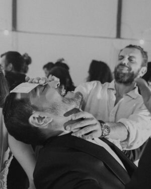 Çağrı Şensoy Instagram - Buralar biraz dolacak.
@hakanakmanwedding 
@noneedname.store