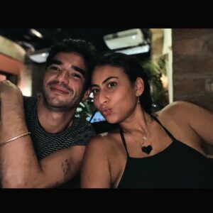 Caio Blat Instagram - Noite dos Caios com as meninas Blat, a melhor pizza @veridianapizzaria e os últimos Samanta Schweblin, já leram?
@rafaellablat 
@victoriablat 
@mfblat 

@samschweblin 

❤️ @priborgonovi