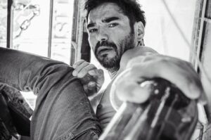 Caio Blat Instagram - Uma das maiores fotógrafas de teatro e amiga das mais queridas @patcividanes está vivendo em Portugal, e eu tive o luxo não só de matar as saudades, como de registrar com ela essa passagem rápida por lá em fotos eternas.