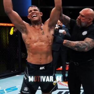 Caio Borralho Instagram - Liberte- se dos seus medos 🔥

#mma #ufc #artesmarciais #mmafighter #muaythai #boxing #kickboxing #jiujitsu #motivação #motivation #kungfu #karatê #combate #fight #lutador #artesmarciales #mmafighters #foryou #judô