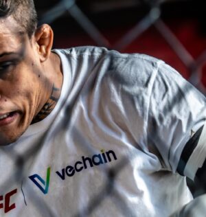 Caio Borralho Instagram - I can’t wait for my next fight camp! 🔥

2x0 with the @vechainofficial_ family and looking foward to the next one! 👊🏼