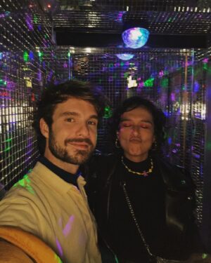 Caíque Nogueira Instagram - com minha família nova yorkina no meu país brooklyn