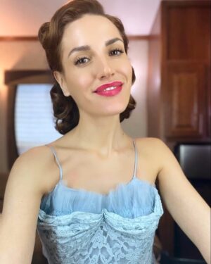 Cait Alexander Instagram - Had the most splendid time playing Buffalo Bill’s mother, Lila, when she was a young beauty pageant hopeful, long before her son rained terror. Spin off of the classic Silence of the Lambs. 
Episode 10 on @claricecbs - @ctv  thanks to the always incredible team @kristengmakeup @divinafina for flashing us back to this 1950s look. @heroartists #actress #1950s #tv #film #artist #create #grateful #horror #thriller #beautypageant