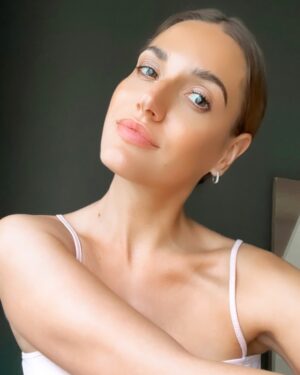 Cait Alexander Instagram - Let the trials & tribulations of life, 
Soften & Refine you, like waves on beach glass. 
Thanks for making me glow today @tasheba.johnson @intermixonline @imixbalharbour @bmg.models @peggilepage_models #miami #fashionshow #glow #beachside #makeup #hair #health #love