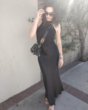 Caitlin Leahy Instagram - She said, hey babe, take a walk on the wild side...