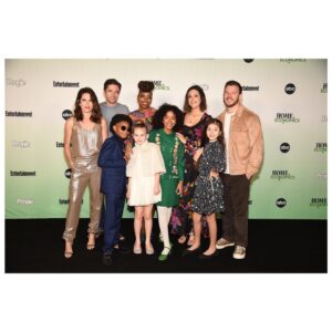 Caitlin McGee Instagram - It’s @homeeconomicsabc premiere dayyyyyyy! 🤩 9:30pm on @abcnetwork