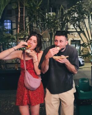 Caitlin O'Ryan Instagram - If the chairs are plastic, the food is fantastic 🌮🇲🇽👌
CDMX con mis amigos x