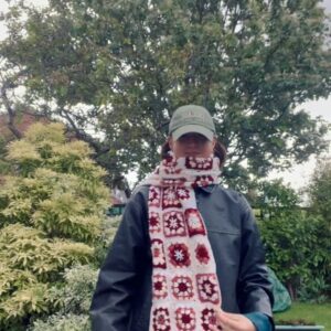 Caitlin O'Ryan Instagram - A moment for this scarf I made my mum make me 🫶🧶