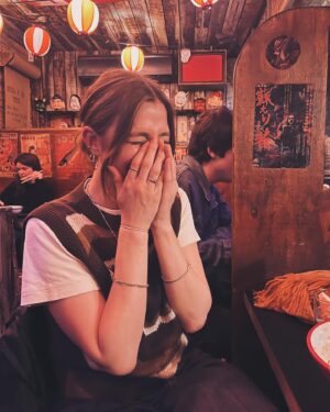 Caitlin O'Ryan Instagram - Bank lols x 🌼🐰