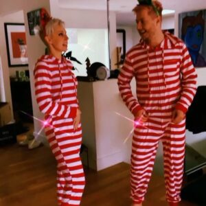 Caitlin V Instagram - Merry Christmas ya filthy animals 💋✨🎄🫶🏼❤️⭐️🥹