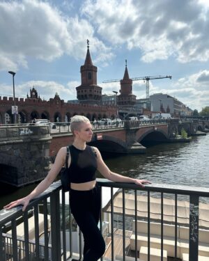 Caitlin V Instagram - Berlin was completely magical and felt immediately like home. I will be back ASAP. Thank you @guidecris for the great tour of the #eastsidegallery and for the awesome photoshoot!! 📸🇩🇪