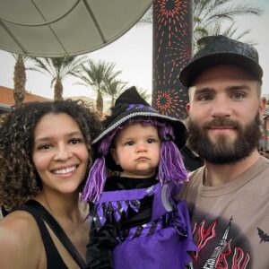 Caleb Plant Instagram - Nothing better in the world than being a dad. As I’m sure most of you know, the things that mean the MOST to me are in these photos and I’m a lucky man. today is a special day so let’s let that be the focus. S/O to all the dads who are in their kids lives, biological or not. Strong men who PROTECT their families & families name should be celebrated more. Todays is your day 🤝