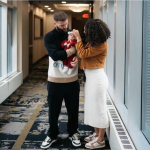 Caleb Plant Instagram - Nothing better in the world than being a dad. As I’m sure most of you know, the things that mean the MOST to me are in these photos and I’m a lucky man. today is a special day so let’s let that be the focus. S/O to all the dads who are in their kids lives, biological or not. Strong men who PROTECT their families & families name should be celebrated more. Todays is your day 🤝