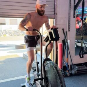 Caleb Plant Instagram - Life thought it could keep me at the bottom but I had my mind made up