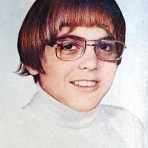 Cameron Britton Instagram - George Clooney’s class photo reminding me that anything is possible. #haha #bowlcutswag #camerafriendly