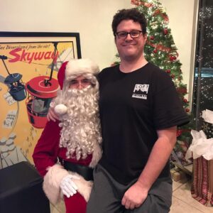 Cameron Britton Instagram - I asked for a bigger Santa. #christmas #growingboy #notsotinytim