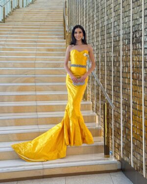Camila Pinzón Instagram - A lovely tour of the JIO convention centre 🤩 What a jaw dropping place, the same place where the Miss World finale will be held tomorrow 🫶🏻
Dress: @nabilyounesofficial 
-
For all the latest news follow @missworld official instagram
#missworld
#missworld71
#71mw
#india
#beautywithapurpose #bwap
-

Miss World Colombia - @missmundocolombia
 
My Team:
 @aldopeluqueria @salerm_cosmetics_co @clubbodytech @lasergioemprende @sergioyalexandraradaoficial @dra.alexandrarada @redmastv @melodiastereobogota @doubletree_byhilton @fabianchacone @cstoficial @drcesartobar @dradrianalabrador @clinicalafont @museointernacionalesmeralda @official_andreaventuroli @fernando_marinm