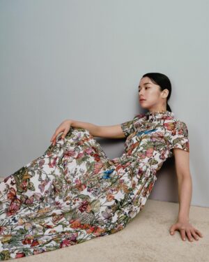 Camille Chalons Instagram - 🪐✨💫
感謝 DIOR x ELLE

攝影：Kuo Huan Kao
妝髮：Sunny Hsu 
平面執行：Louise

@dior @elletaiwan