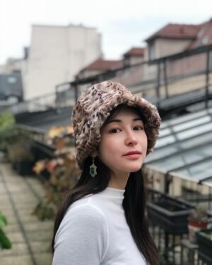 Camille Chalons Instagram - 🐆 
#獅子頭
