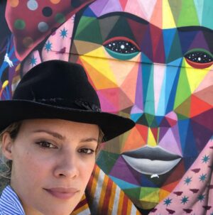 Camille De Pazzis Instagram - #winwood @okudart . #art#artwork#miami#floridalife #color#paintings