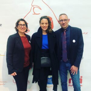 Camille De Pazzis Instagram - Merci et bravo pour votre engagement, vos actions @motsetmauxdefemmes 
Une noble cause défendue par des battants qui mettent tout en oeuvre avec coeur et intelligence pour venir en aide aux femmes victimes de violence. @francevictimes 
Il y a des solutions : des numéros de téléphones 3919 // 116006 pour l’accompagnement judicaire, il y a des outils pour se protéger : @memodevie @monsherif 
@maltraitancemoij’enparle @thesorority  Si fière d’être l’une de vos marraines…🌟
