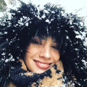 Camille De Pazzis Instagram - ❄️☃️Snowing in Paris
#grizzly #fakefur #snowleopard #snowflakes #cold #kawaii #frozen but #blessed #punk #winter #fairytail #parisian #february #actrice #instamood#moodoftheday #paris #oodt #beast
