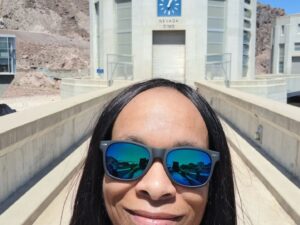 Camille Ligon Instagram - Oh my Dam....with Momma Nature this Sunday Funday 🌞⛰️

#hooverdam #Nevada #Arizona #landmarks #sundayfunday #mothernature #adventure #ontheborder