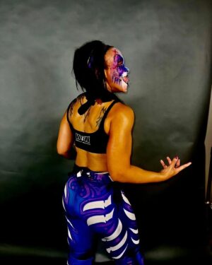 Camille Ligon Instagram - Smiling thru the pain 🩹🚫

📸 🪄  @_hmelt

#westvirginia #womenswrestling #Saturday #worklife #workmode #asw #supportindywrestling #broken