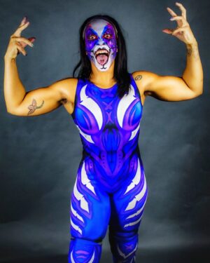 Camille Ligon Instagram - In the process of making my body a lethal weapon 
(Warning: this is not my final form 😳)

📸 @chandmanphotography
👗 @shapeshifterzco

#flexfriday #tgif #gainsovereverything #alwaysbulking #fitnation #womenswrestling #supportwomenswrestling #Holidead #flex #gains #lifestyle #fashion #lethalweapon