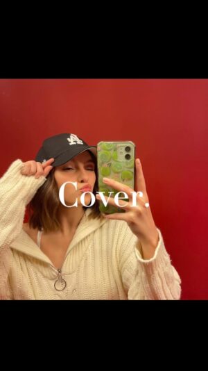 Camille Schneyder Instagram - Cette chanson @lynamahyem ❤️‍🔥

#cover #ciao #lynamahyem #singer #piano #music #urbanmusic #women #strong