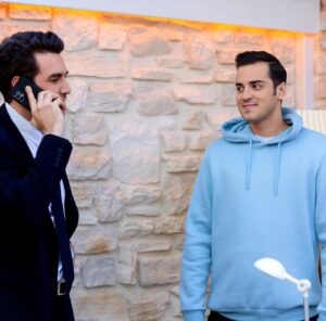 Can Sarp İkiler Instagram - Parçası olmaktan gurur duydum, her anı ayrı keyifliydi:) Başta izleyenlerimiz olmak üzere tüm @yasakelmafox ve @medyapimresmi ailelerine teşekkür ederim💛 Yeni hikayelerde görüşmek üzere✌🏻✌🏻