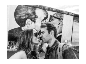 Candela Serrat Instagram - 📍 wohin wir zurückkehren sollten

#berlín @danimuriel  #happythankyoumoreplease