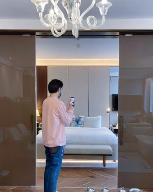 Cansel Elçin Instagram - Feels like home . ♥️ @jwmarriottistanbulbosphorus 

#jwmarriottistanbulbosphorus #hotels #hotel #hoteltonight #home #men #menstyle #trend #trending #menswear 
#wholeiswell #reklam