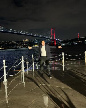 Cansel Elçin Instagram - Buralardayız. #istanbul #turkey #iloveistanbul ❤️❤️
