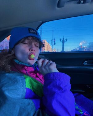Cansu Türedi Instagram - madre no está en casa.