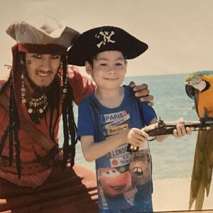 Cantuğ Özsoy Instagram - Meleğim, iyi ki doğdun ❤️ İyi ki seni tanıdık ∞