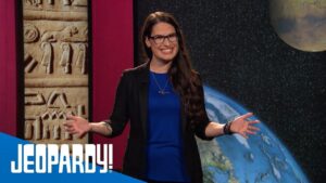 Cara Santa Maria Instagram - I only met him for a quick moment, but he was very kind to me. His team did my makeup in his small dressing room behind the stage. His producers were so encouraging and warm. I can’t imagine the pain his family (and his chosen family) must be going through. Rest In peace Alex Trebek. You improved this world and will be sorely missed.