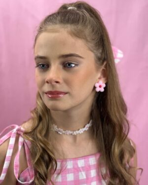 Carina Battrick Instagram - Introducing Barbie 364-The Every Day Casual Look-Halloween Barbie is coming soon!

Having fun with Halloween Costume Ideas!

#barbiemovie #pink #carinabattrick #blond #blondehair #blueeyes #margot #masgotrobbie #blond #robbie #barbieworld #barbiepink