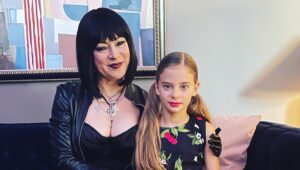 Carina Battrick Instagram - Are you my real mommy?🥰thank you for being such an amazing and supportive scene partner. I just had so much fun 🤩 acting with you and seeing your magic
.
.
.

.
#chucky #chuckydoll #carinabattrick #chuckytvseries #usanetwork #syfy  #wannaplay  #horror #classichorror #donmancini #iamchucky #childsplay #iliketobehugged #chuckyisreal #caroline #carolinechucky #carolinecross #caroline #mybestfriend #friend #iwantchucky #chuckyseason2 #wannapray #christmas #chuckychristmas #tiffanyvalentine #jennifertilly #tiffany