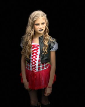 Carina Battrick Instagram - I was not fast enough to buy Monster High Tiffany Doll so I decided to become one :)

 #chucky #chuckytvseries #costumes #haloweenparty #carolinecross #pictureoftheday #kidsstyle #mattel #monsterhigh #monsterhighdolls #evildolls #dolls #doll #brideofchucky #monsterhightiffany #tiffany #tiffanydoll #tiffanymonsterhigh