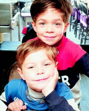 Carine Haddadou Instagram - Le 03 Avril 2014 ma vie a changé pour toujours, mes deux petites merveilles ont eu 5 ans ! 😍❤