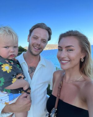Carl Déman Instagram - Semester med familjen ❤️🇪🇸