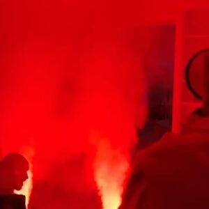 Carl Déman Instagram - Februari: Vasaloppet första gången på längdskidor.
Mars: Mamma fyllde 60 på GranCan.☀️
Maj: Dags för svensexa!🚨
Juni: Livets bröllop!
Juli: Sams första match 💙🤍 följt av en familjehoneymoon på Mallis.
Augusti: Tillbaka till jobbet.
Oktober: Årets podd och Sveriges mäktigaste på sociala medier.🏆
November: Fick äntligen träffa min försvunna broder.
December: Sam 3 år, galet vad jag älskar honom.❤️

Instagram tillät bara 10 svep så det fick bli ett ihopplock av vad jag hade i kameraalbumet, vilket j*vla år.❤️