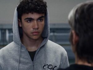 Carl Malapa Instagram - Hicham, jeune escrimeur dans « Gauche touché » un film de Alexandre Labarussiat. Bientôt disponible.