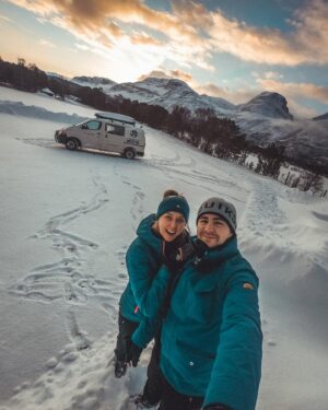 Carl Mullan Instagram - Happy Birthday @aisling_mullan 🥳❤️ The greatest pal, greatest wife, and greatest Mam ❤️