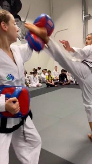 Carl Van Roon Instagram - Good vibes @vanroonmartialarts #goodvibes #goodvibesonly #vanroonmartialarts #taekwondo #kickboxing #mma #karate
